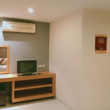 Sena House Hotel Bangkok Bagian luar foto