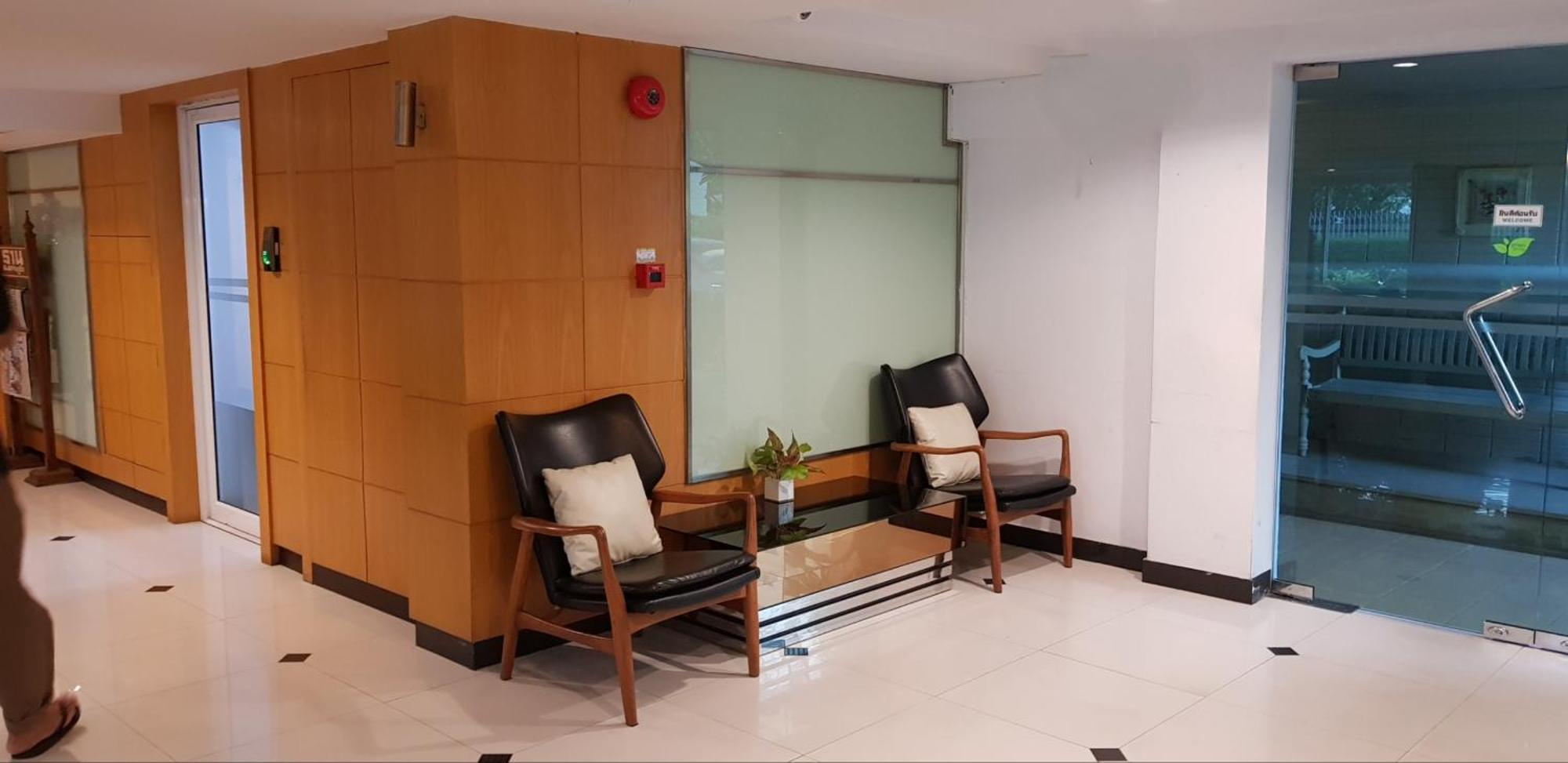 Sena House Hotel Bangkok Bagian luar foto