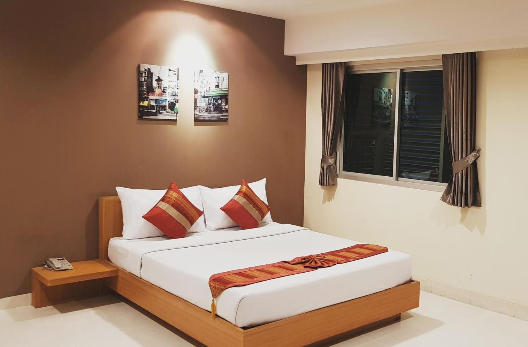 Sena House Hotel Bangkok Bagian luar foto